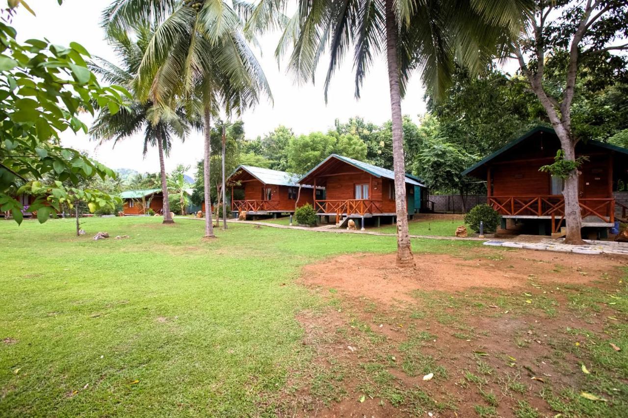 The Mastodon Valley Safari Resort Udawalawe Exterior foto