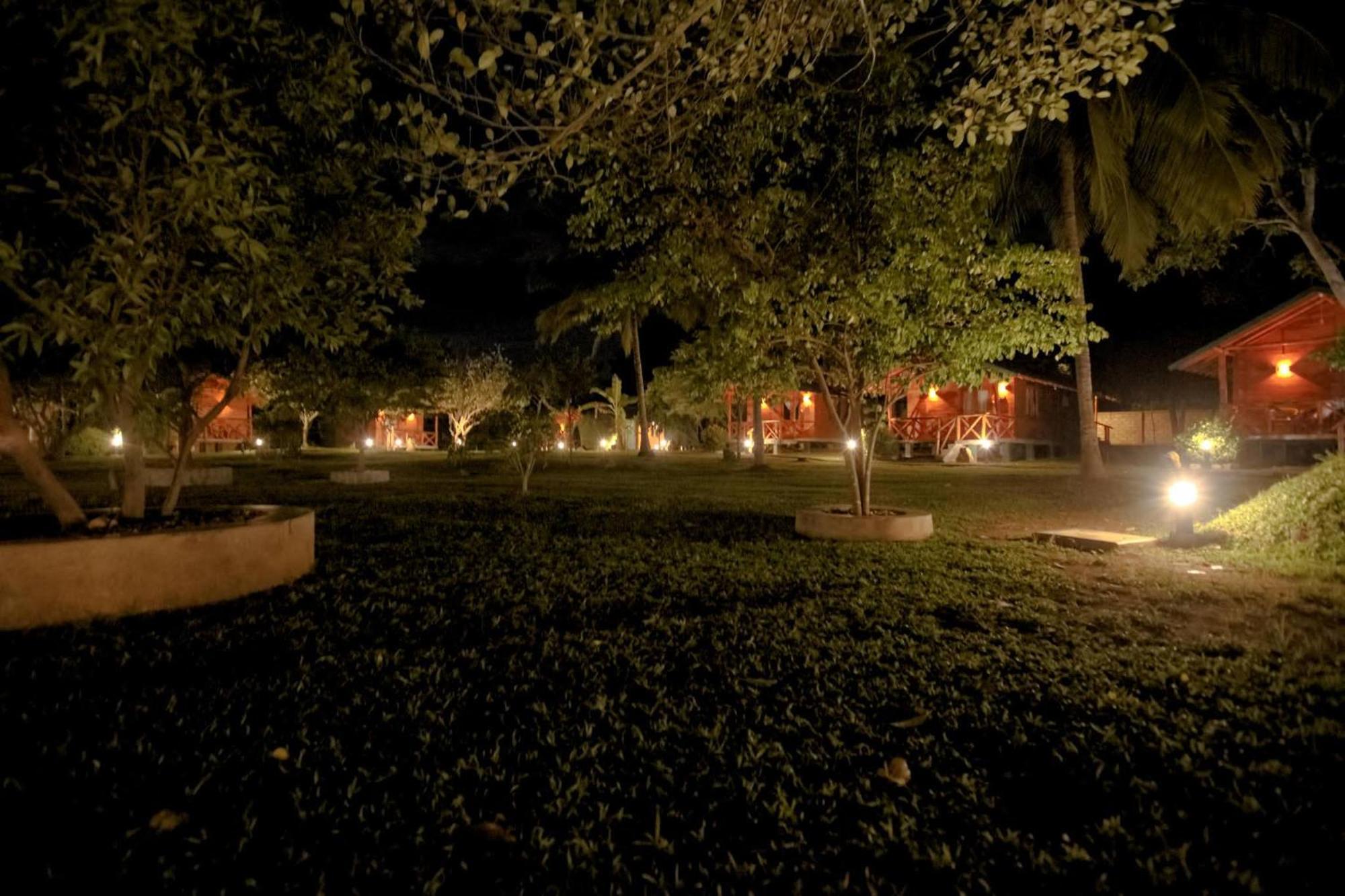 The Mastodon Valley Safari Resort Udawalawe Exterior foto